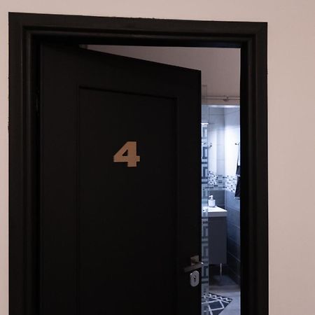 Nik Rooms 제노바 외부 사진