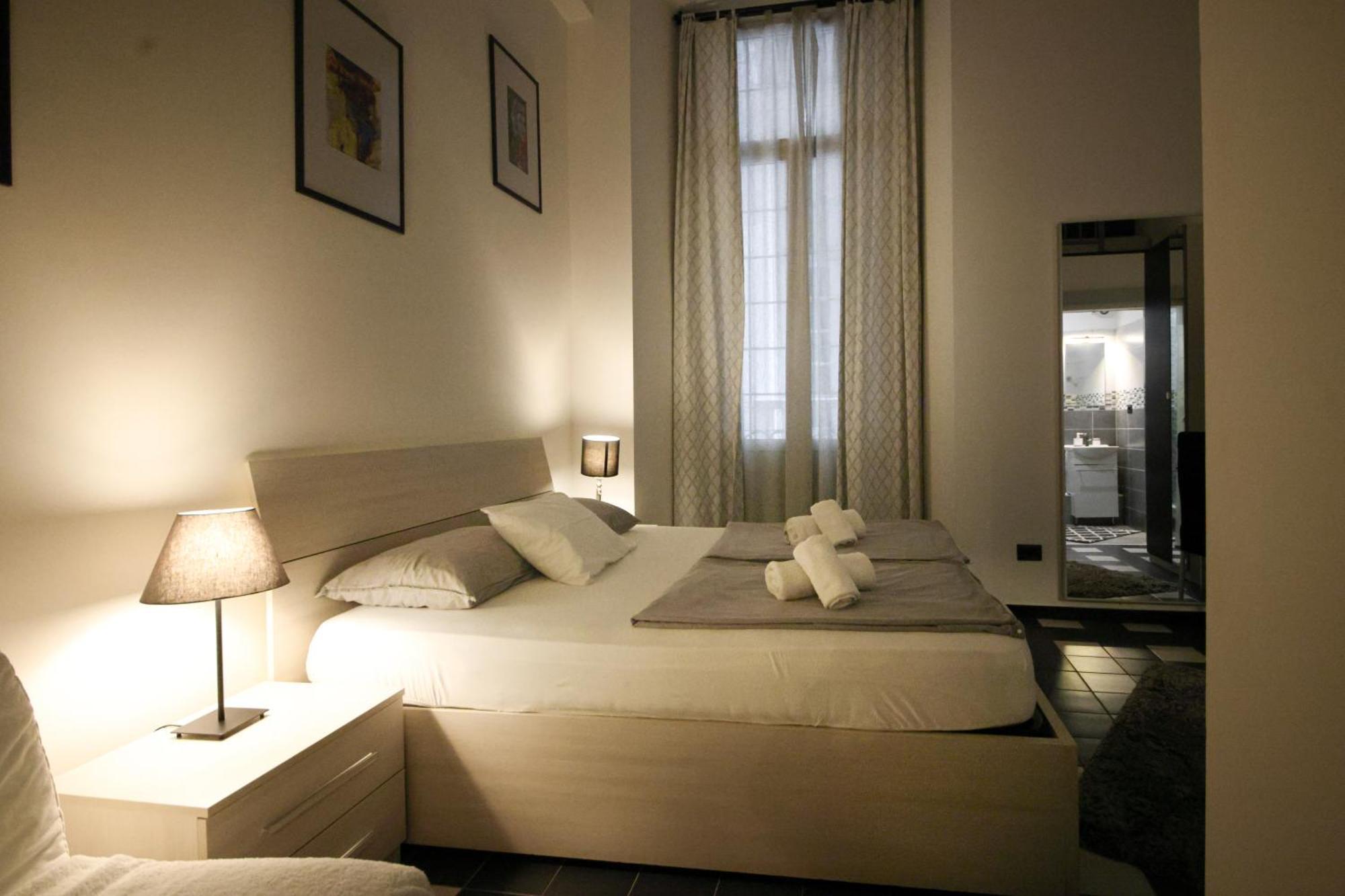Nik Rooms 제노바 외부 사진